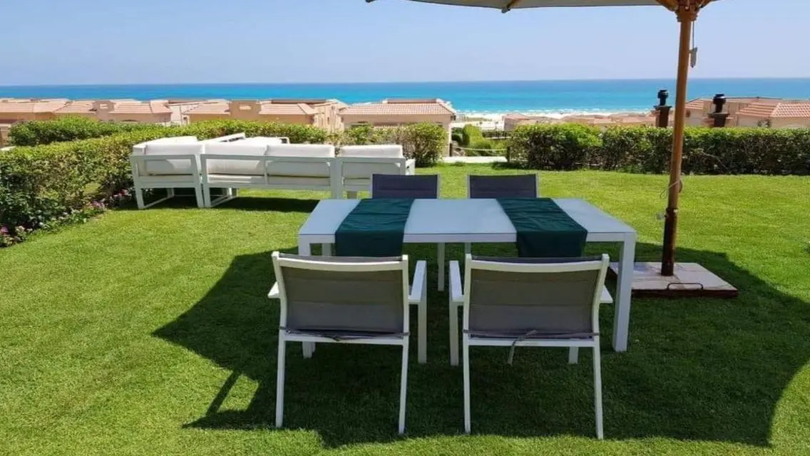 تاون هاوس 150م Full Sea View بـ تلال العين السخنة