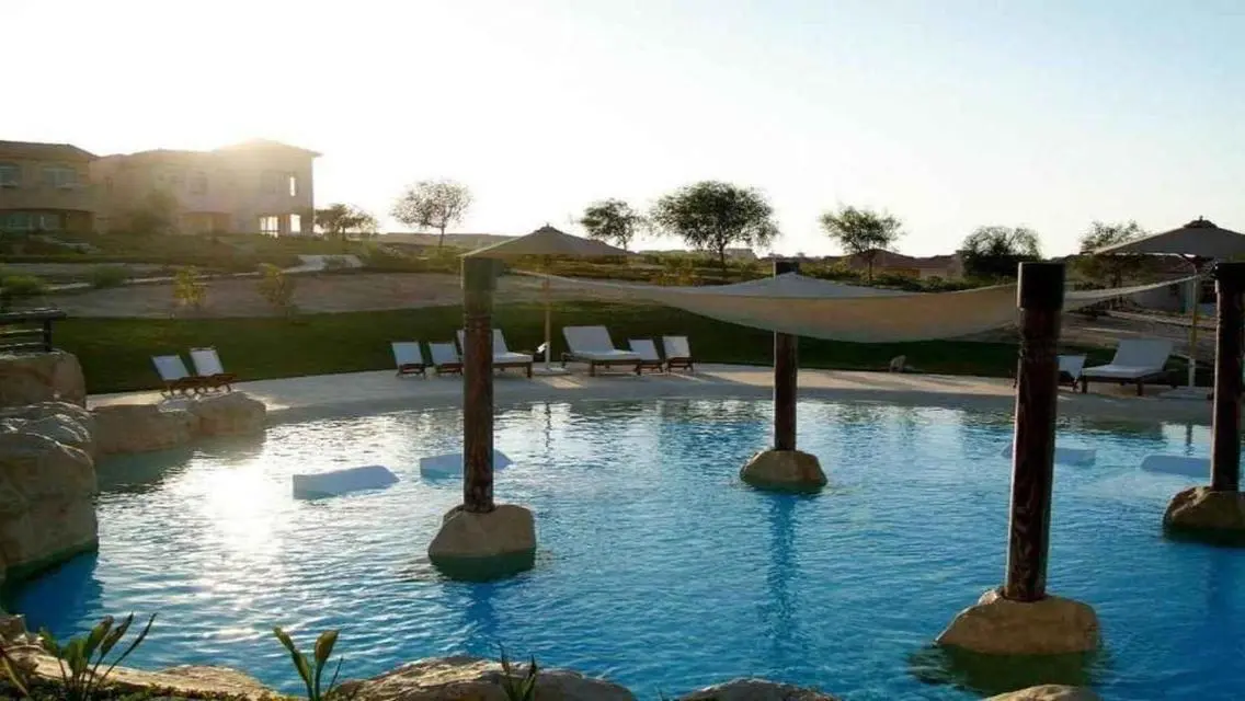تاون هاوس 150م Full Sea View بـ تلال العين السخنة