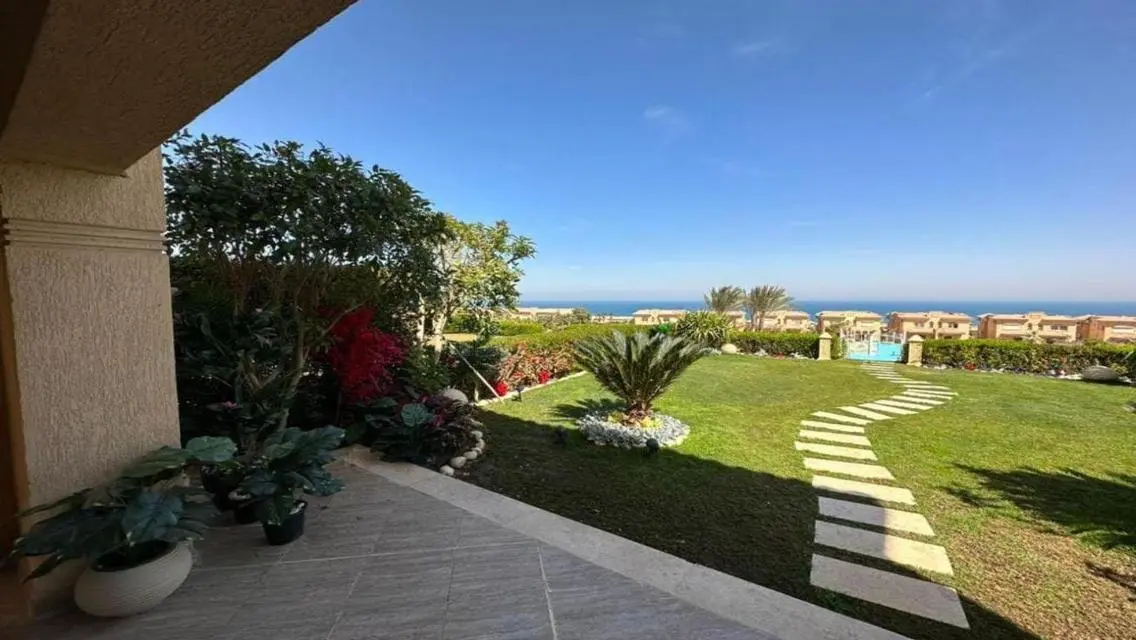 تاون هاوس 150م Full Sea View بـ تلال العين السخنة
