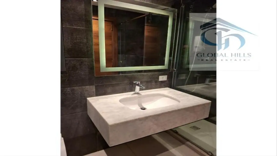 Apartment forsale in eastown fully finished+garden