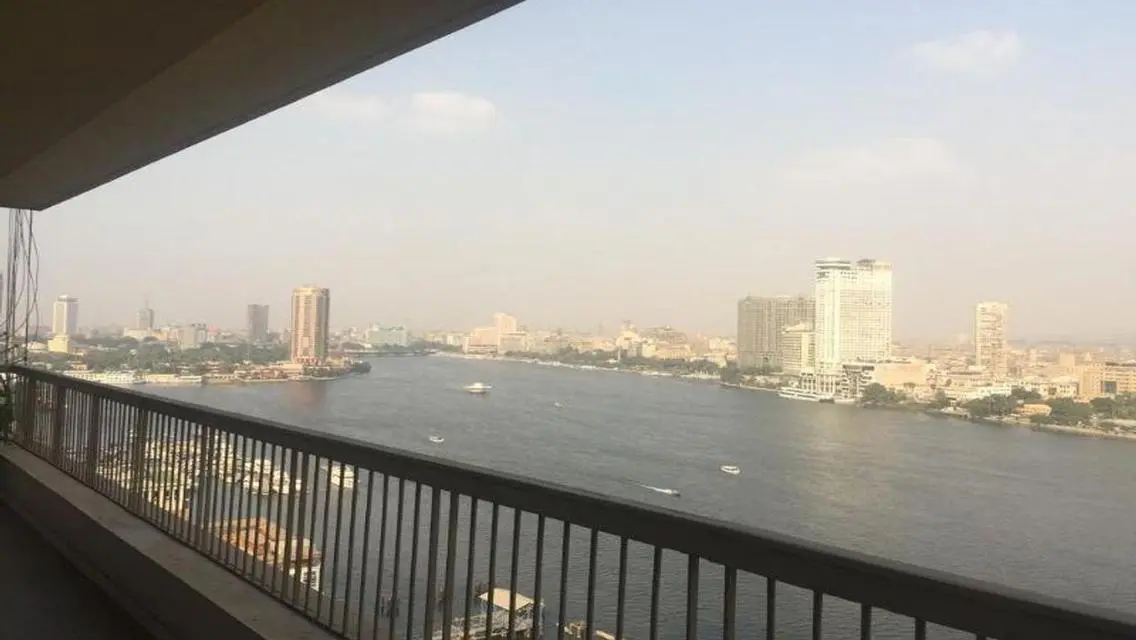 بانوراما النيل لسفارات شقه للبيع وللايجار برج فاخر