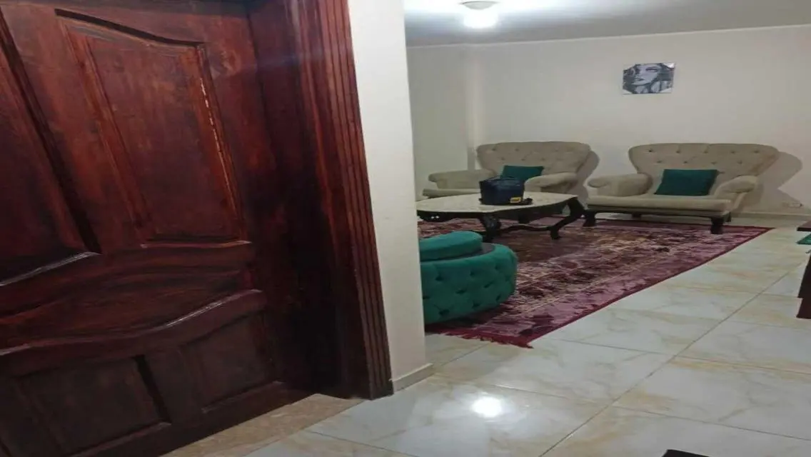 شقة مفروشه بمدينتي للسكن الفندقي بمواصفات ممتازه