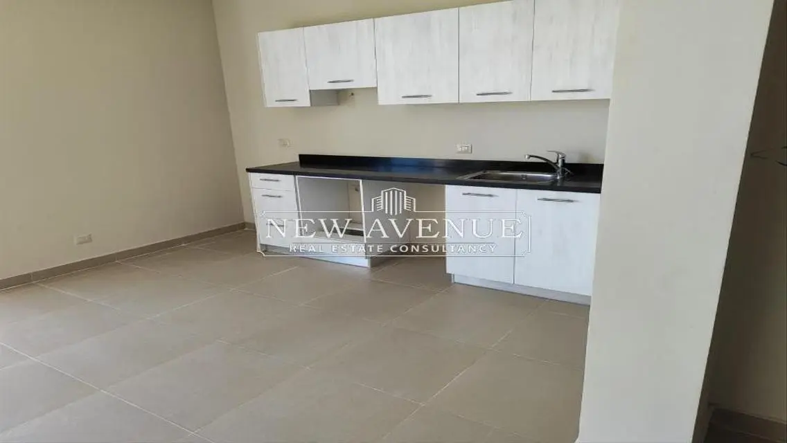 شاليه متشطب بالكامل يطل على البحر في ازها السخنة
