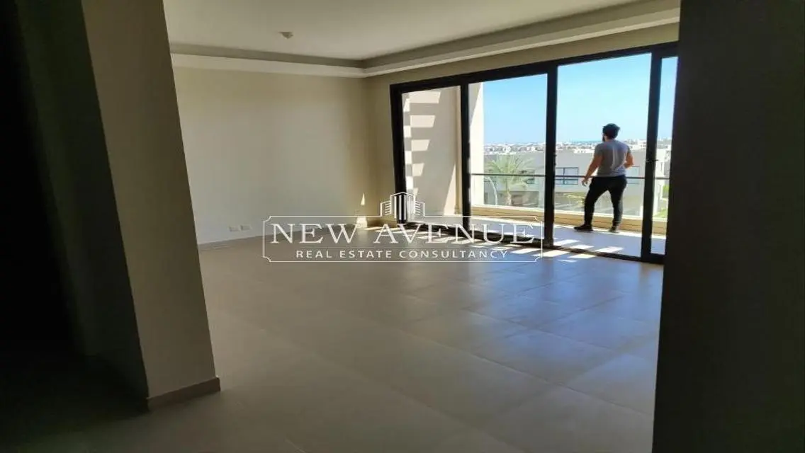 شاليه متشطب بالكامل يطل على البحر في ازها السخنة