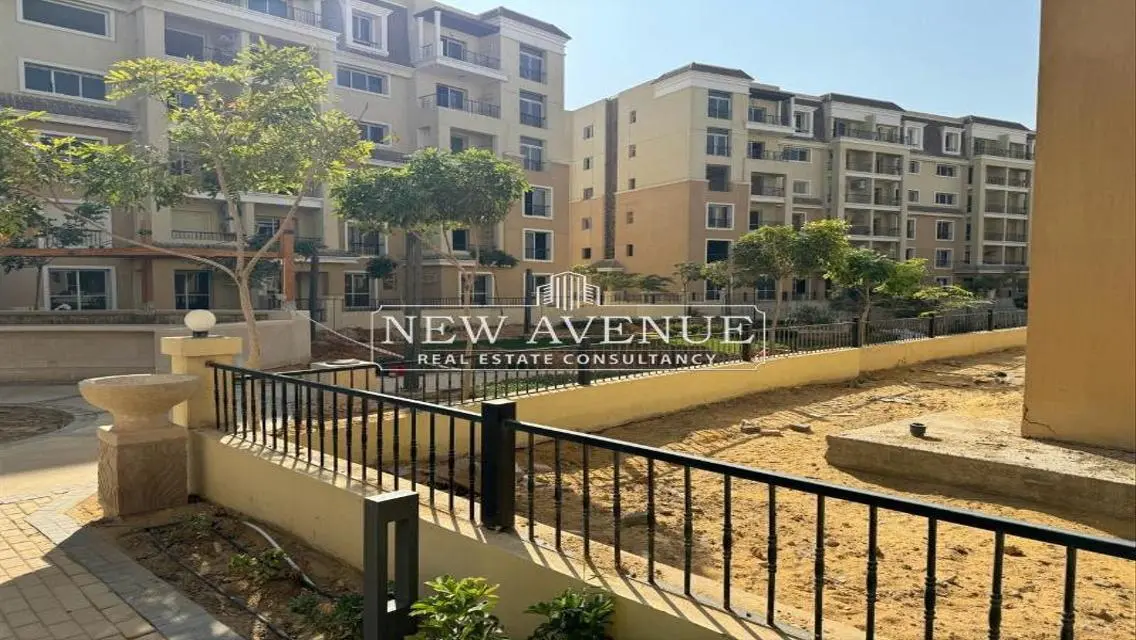 Very prime location Apartment for sale in Sarai
