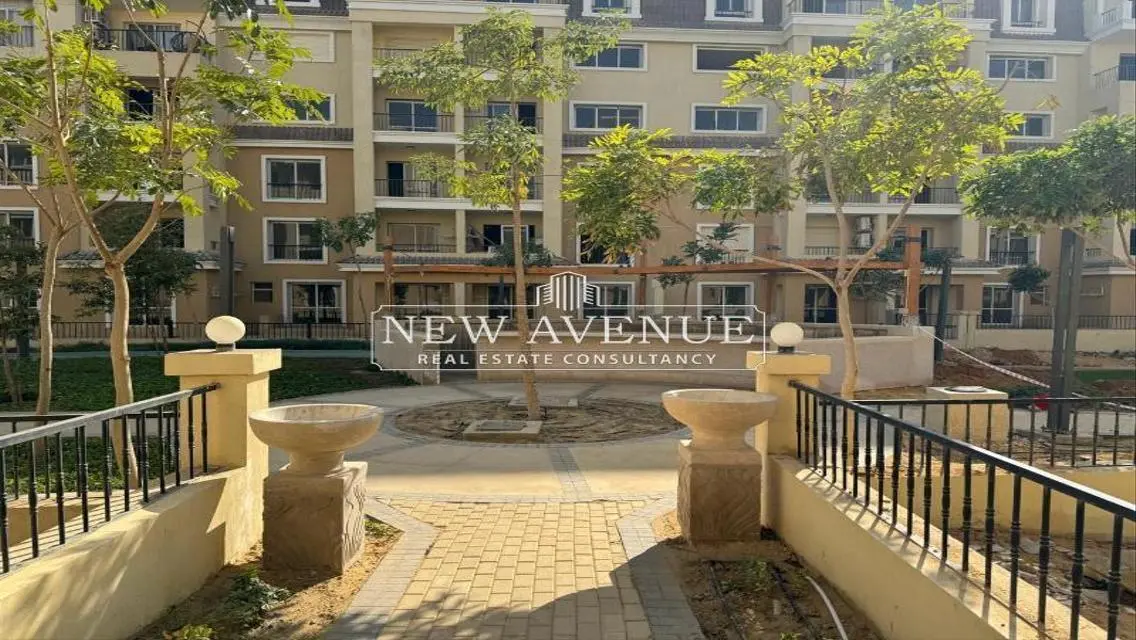 Very prime location Apartment for sale in Sarai