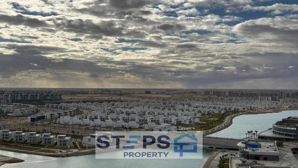 The only one of it&#39;s Kind unit 232m with sea view