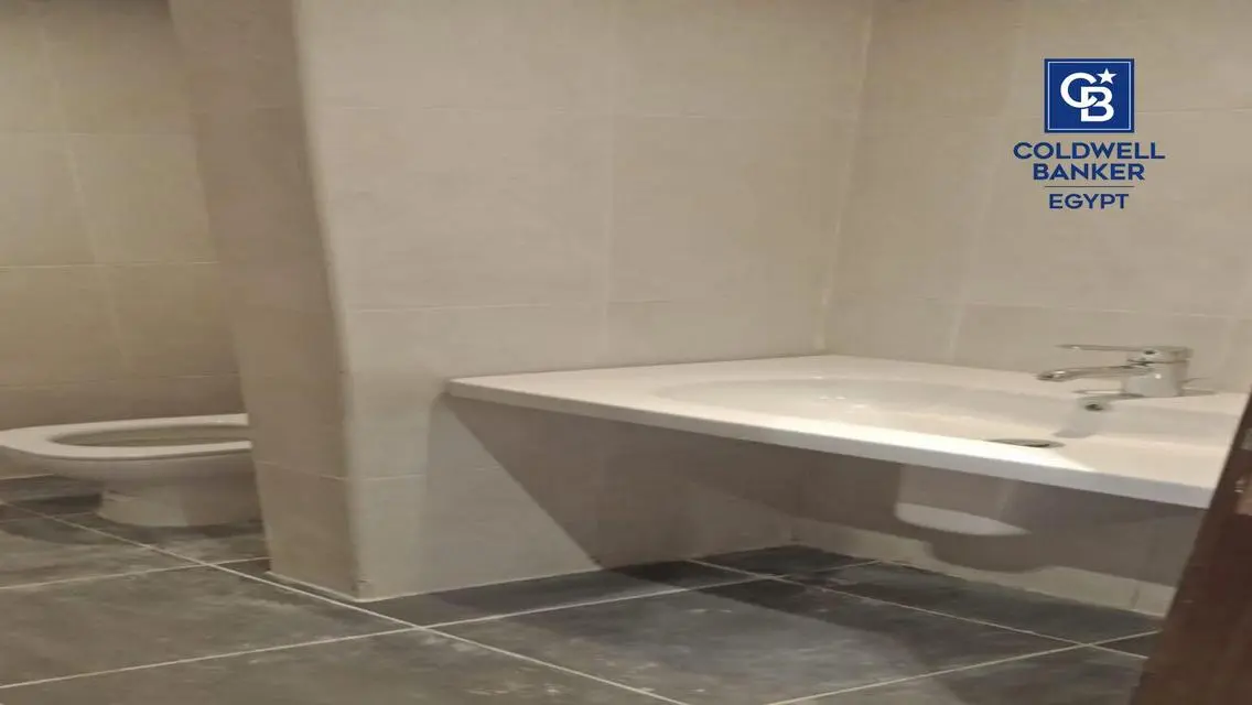 Luxury Property in Cairo with All Amenities