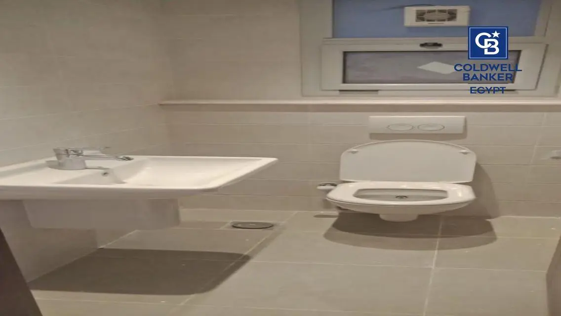 Luxury Property in Cairo with All Amenities