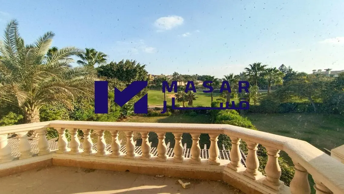 فيلا فاخرة للبيع في موقع مثالي