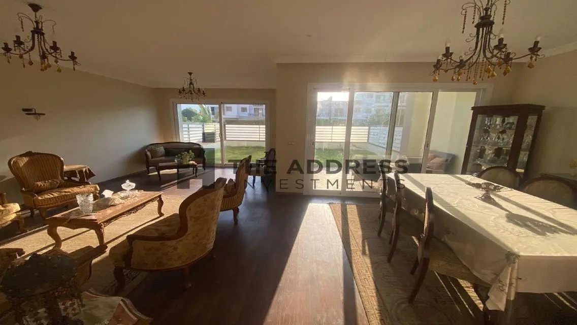 Town villa for sale at the lowest price