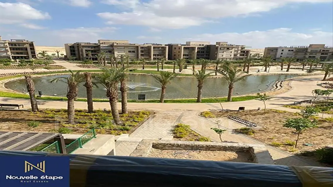 شقة ارضى علي بحيرة سوبر لوكس امبر فيل نيو جيزة