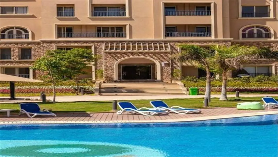 شقه متشطبه للبيع بموقع متميز 170 متر في 90 Avenue