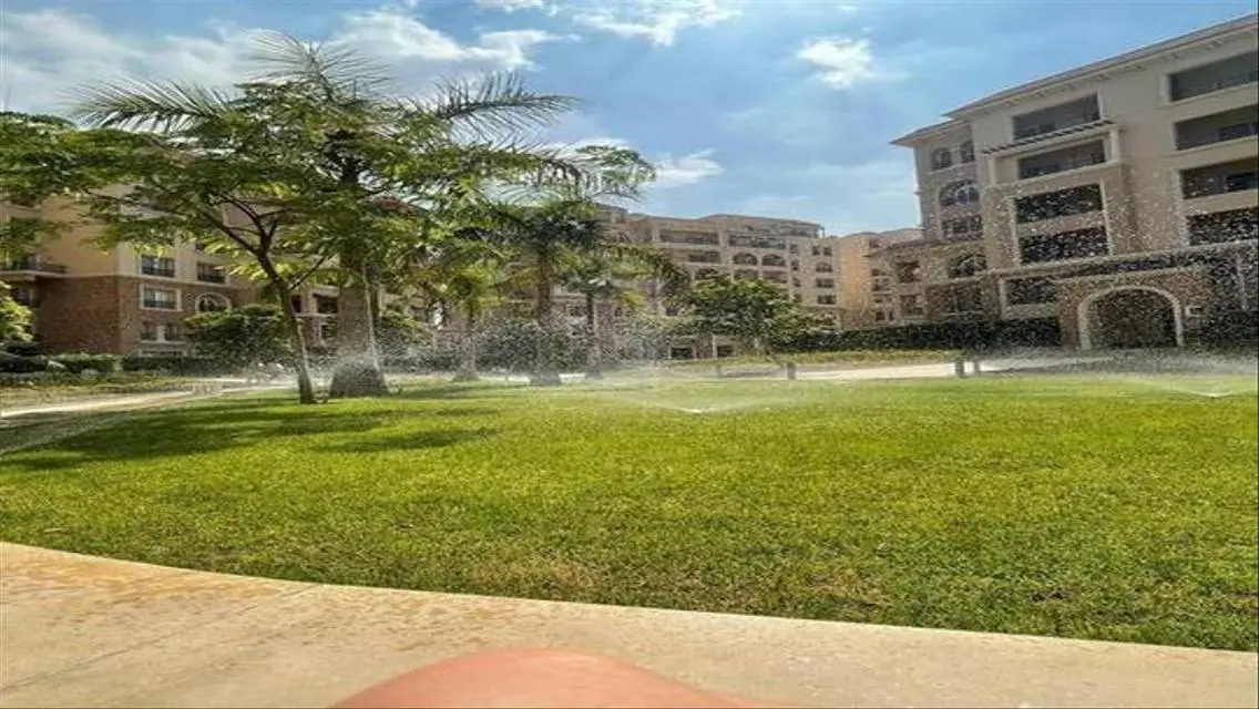 شقه متشطبه للبيع بموقع متميز 170 متر في 90 Avenue