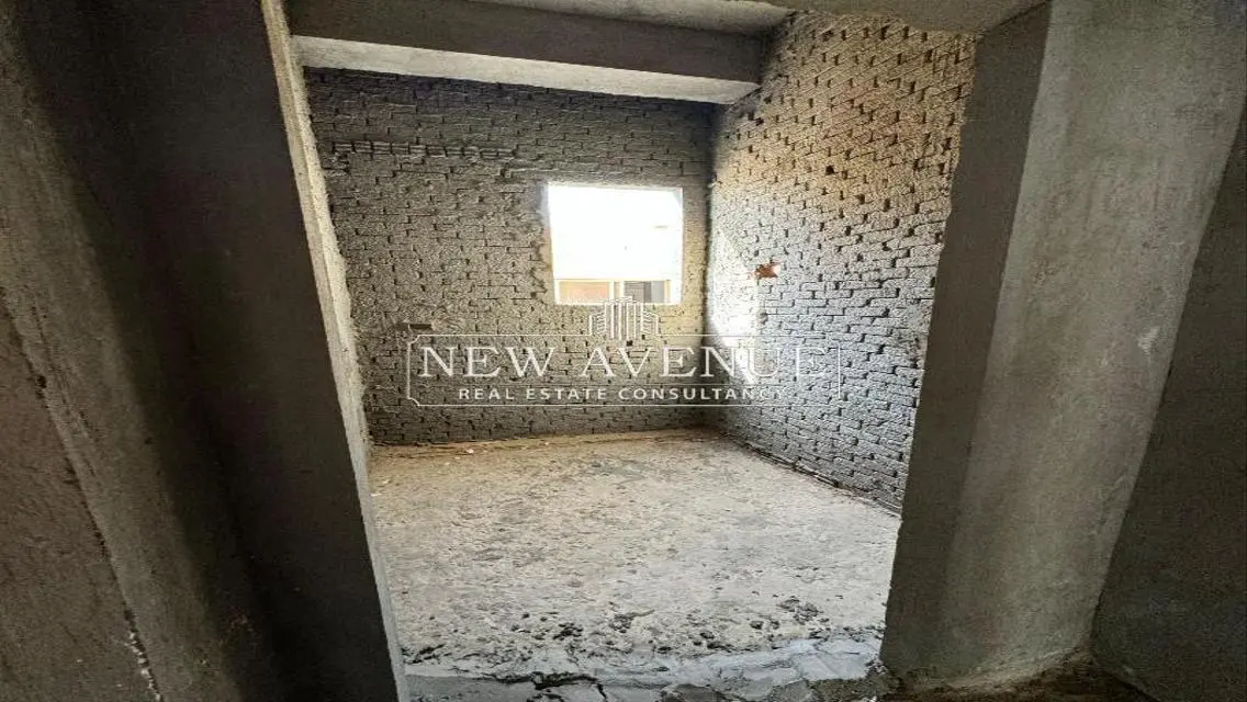 مصنع للإيجار في القاهرة الجديدة 4300م جاهز للتشغيل