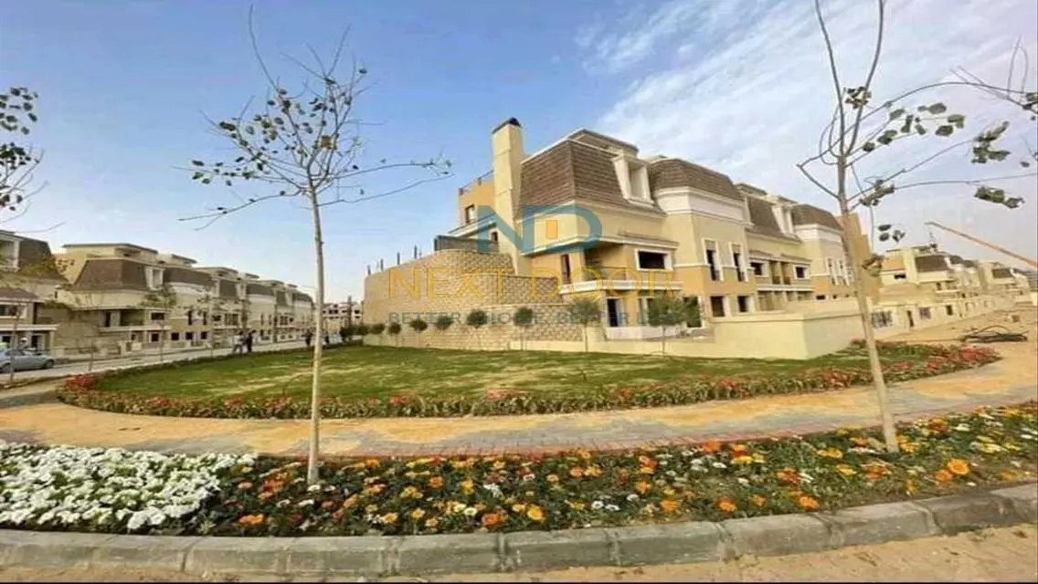 Luxury Ground Apartment for sale in Compound Sarai