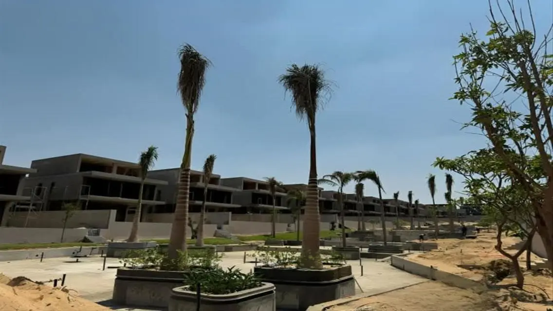 فيلا 5 غرف نوم بحمام سباحه باقساط في ليك فيو بوتيك