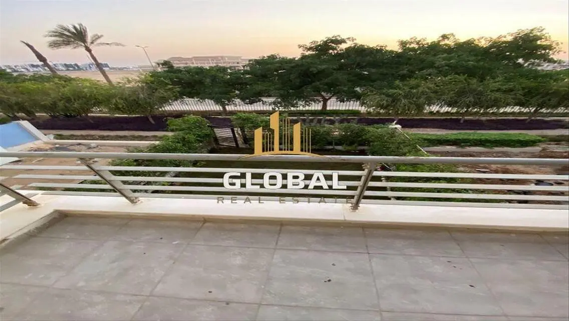 Luxury Apartment in Hyde Park - EGP 85,000