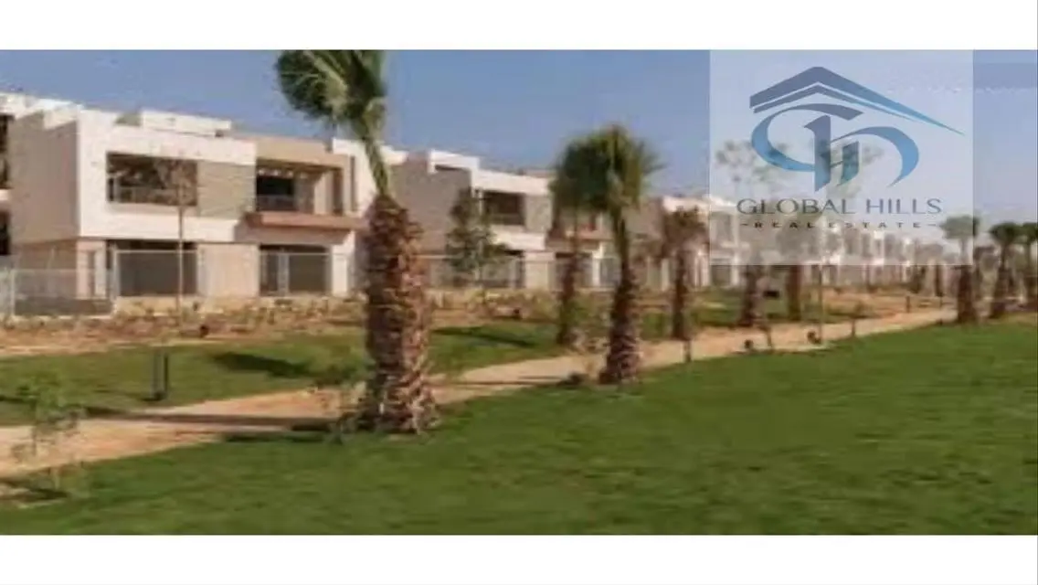 Townhouse Middle Forsale atThe Crown Ready to Move
