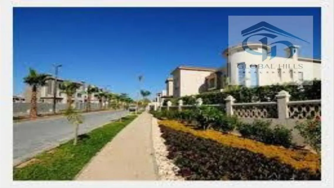 Townhouse Middle Forsale atThe Crown Ready to Move