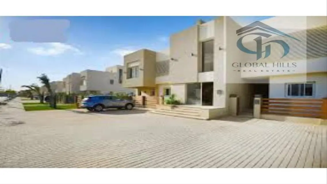 Townhouse Middle Forsale atThe Crown Ready to Move