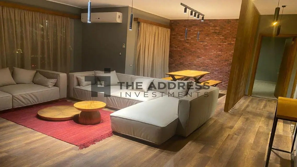 For sale, ground floor apartment with garden