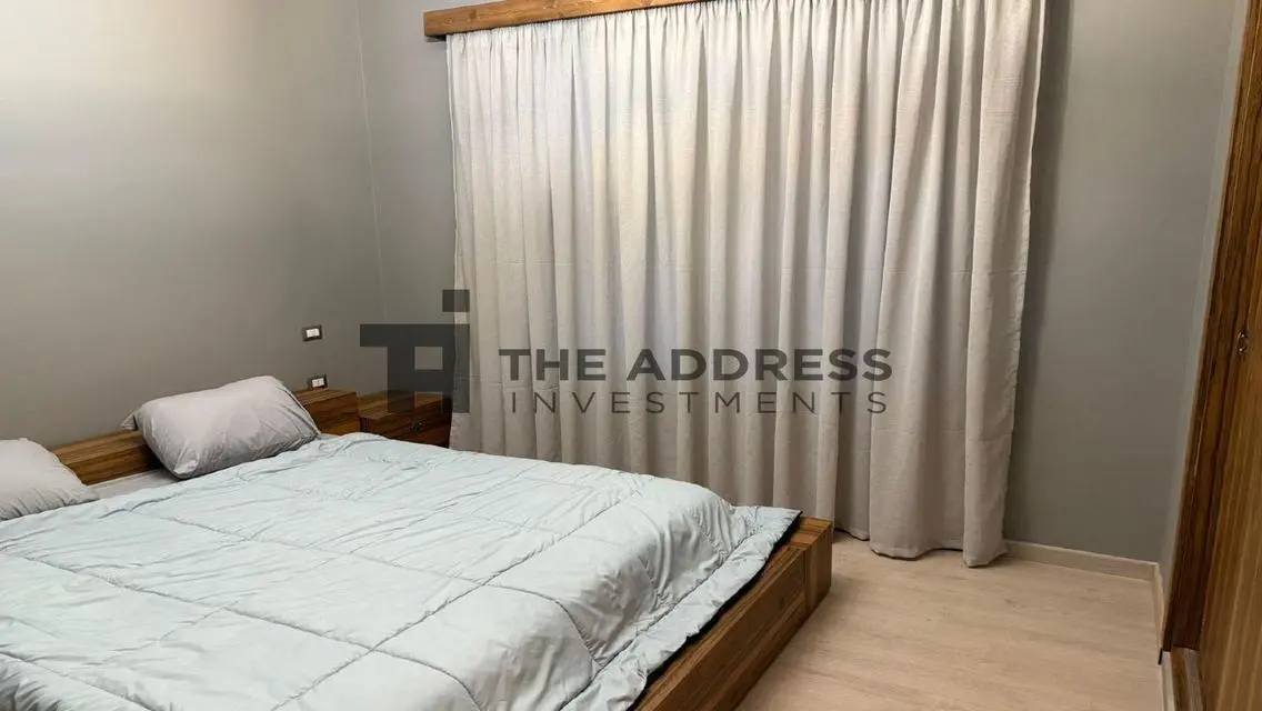 For sale, ground floor apartment with garden