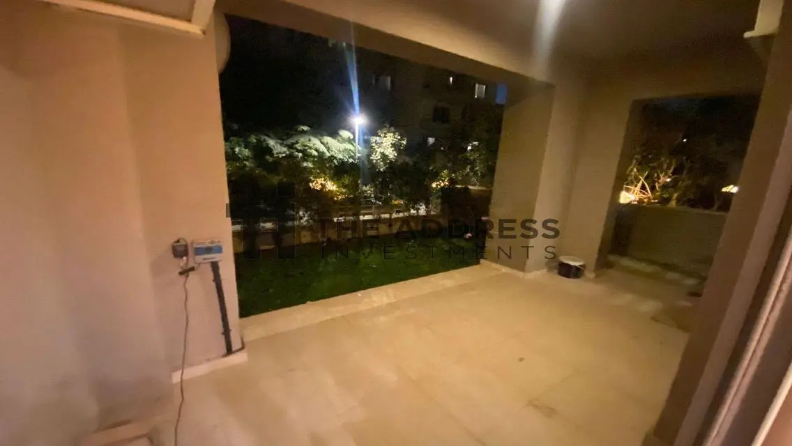 For sale, ground floor apartment with garden