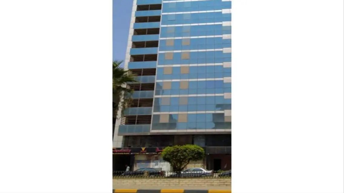 Luxury hotel tower on the Nile for sale/rent