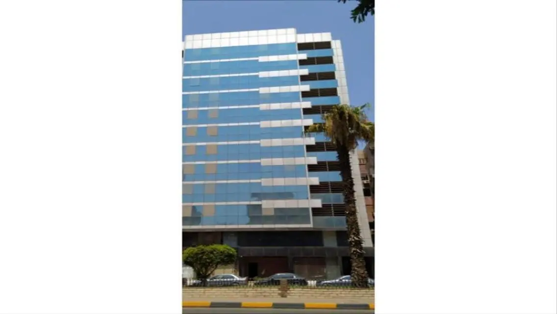 Luxury hotel tower on the Nile for sale/rent