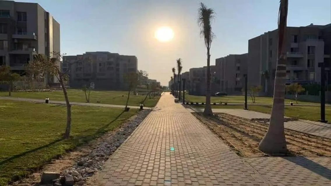 شقه 3غرف للبيع في فليدج افضل لوكيشن في الشيخ زايد