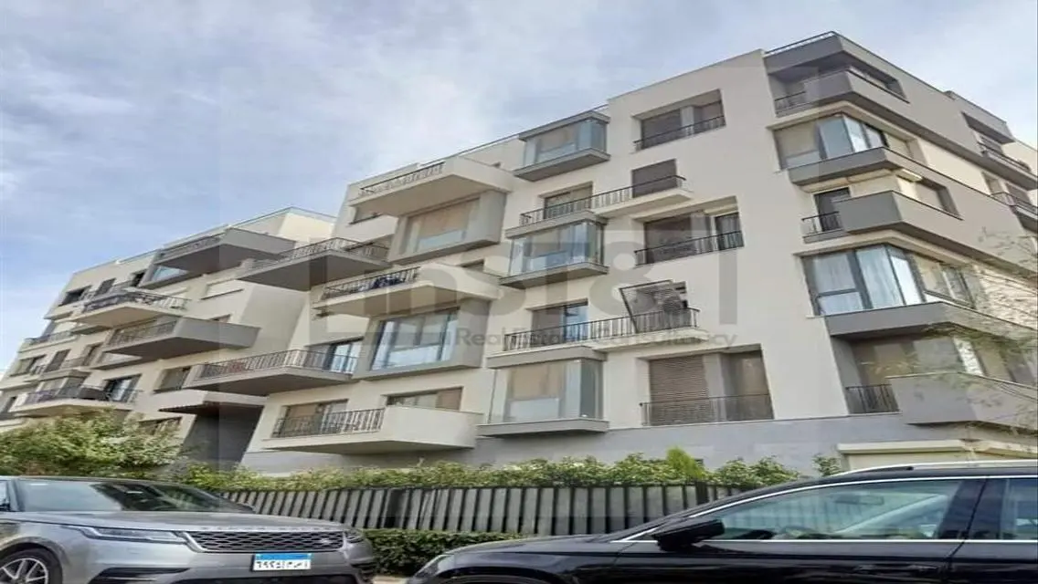 Luxury penthouse for sale in Sodic Eastown
