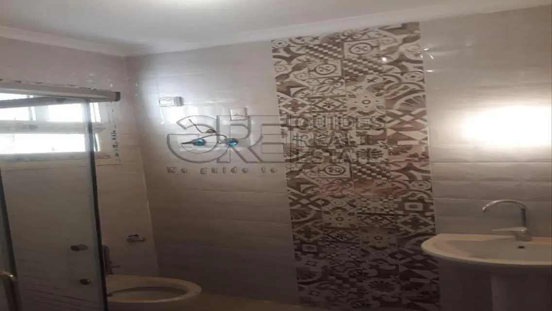 شقه للايجار فاضي بكمبوند جنه اكتوبر
