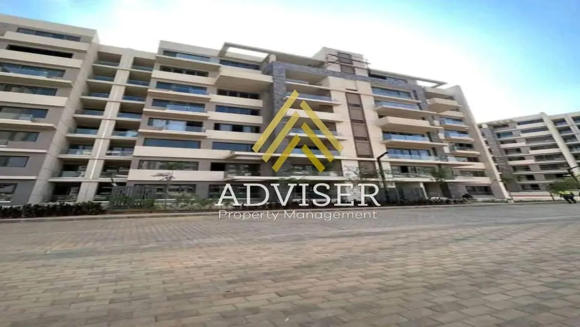 Villa in Luxurious location in New Cairo DP 1,200M