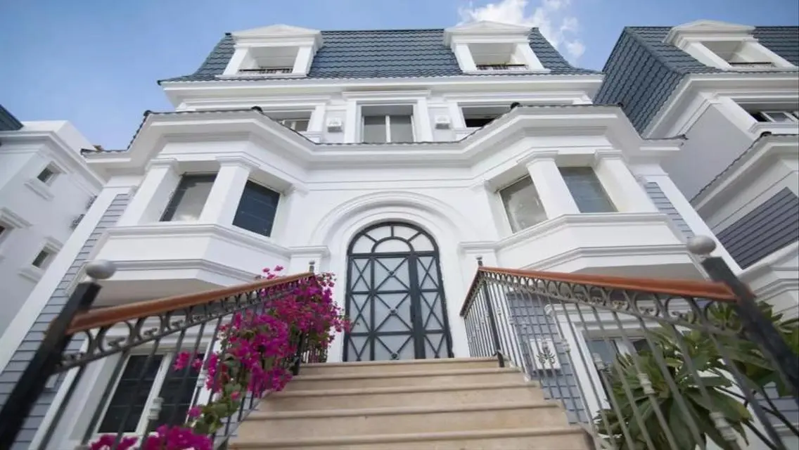 Luxury Villa for Sale - 300 sqm