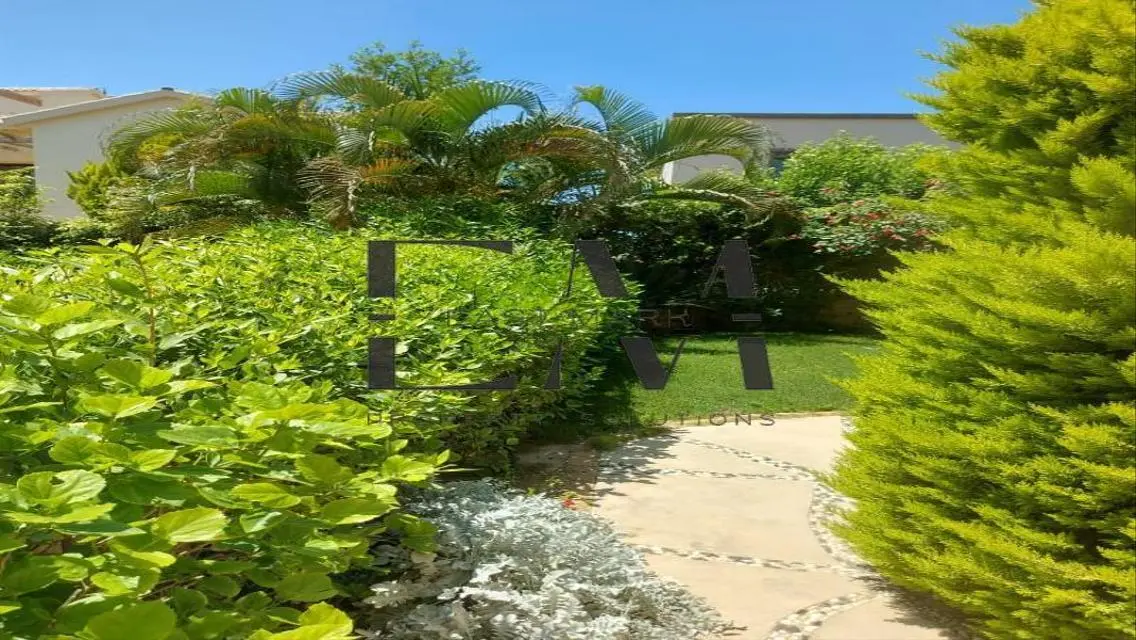Villa for sale in Moon Valley, South Investors