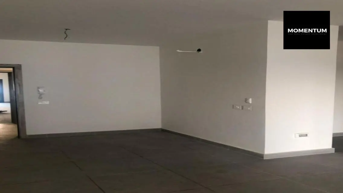 Apartment Terraces stage ready to move