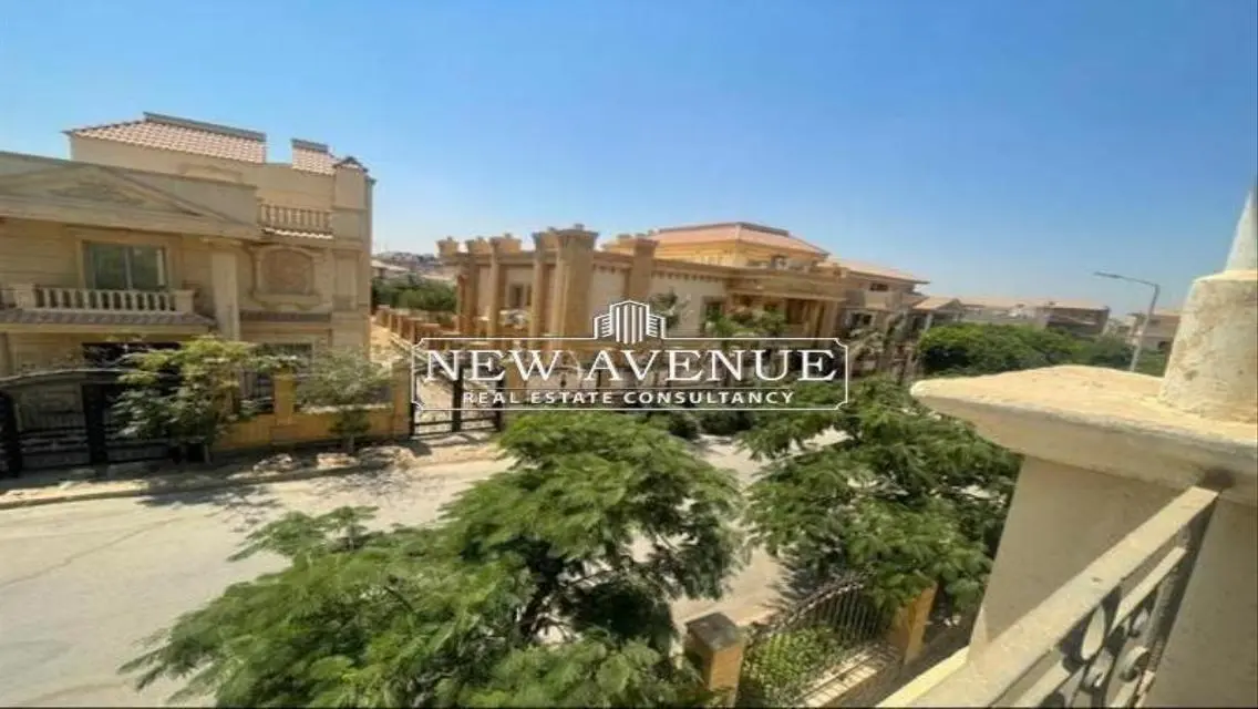 Ready to move Standalone in Maxim Country club