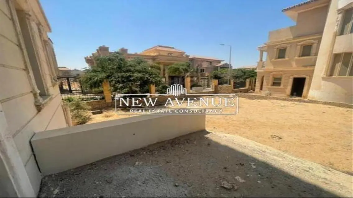 Ready to move Standalone in Maxim Country club