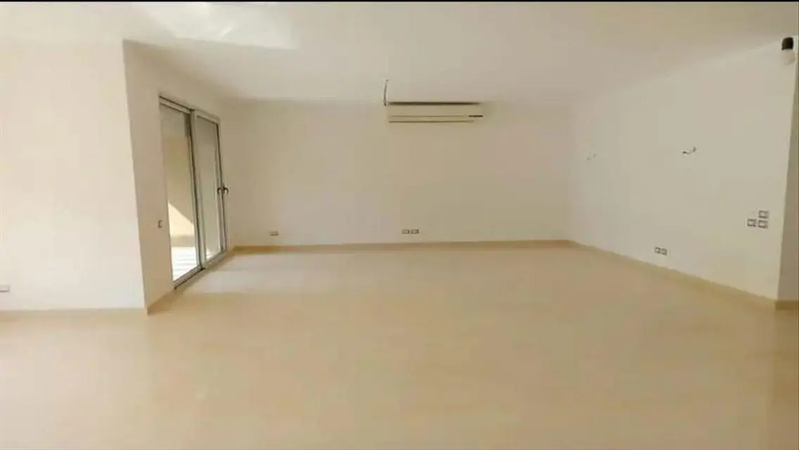 Finished Apartment in Palm Parks Prime Location