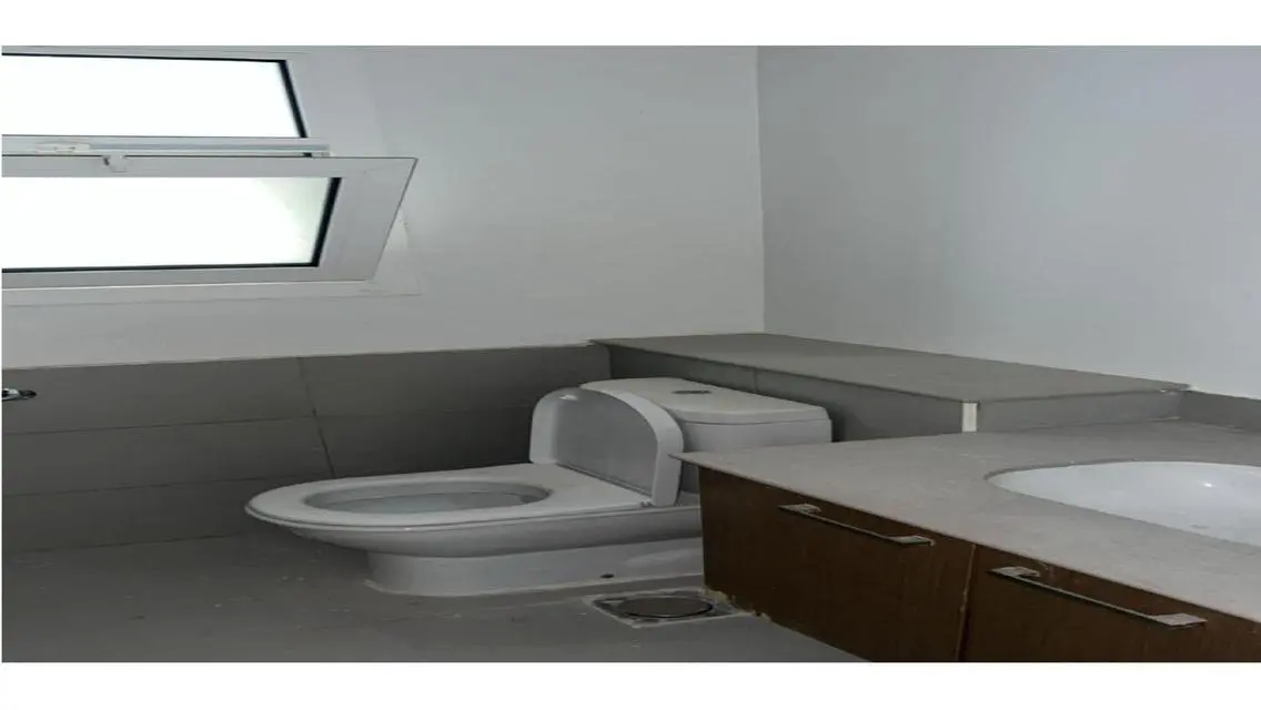 First residence  Apartment for rent - Mivida