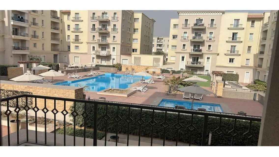 First residence  Apartment for rent - Mivida