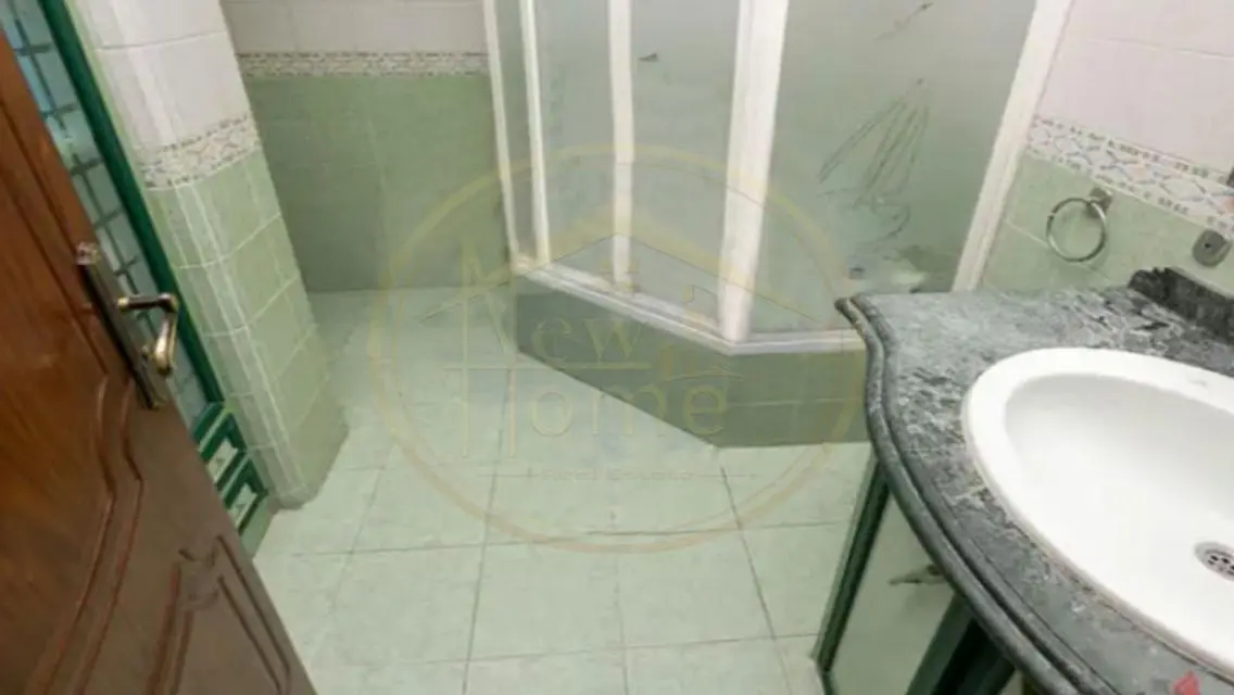 شقة فاخرة للبيع في جاناكليس