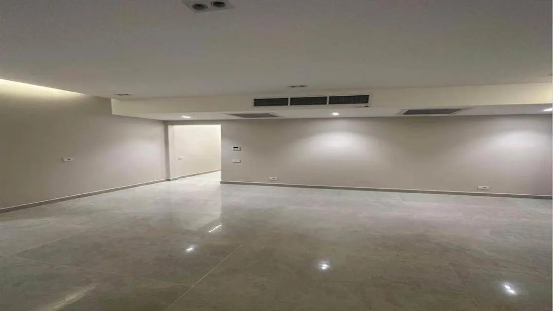 Finished Ready to move apartment in beverlly