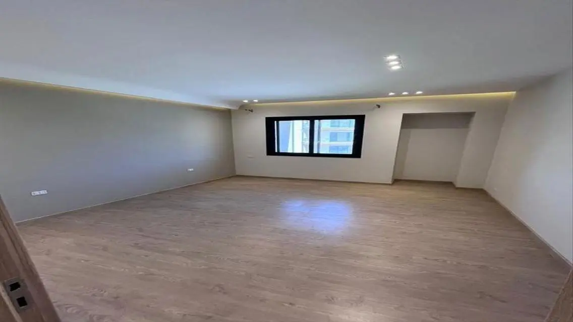 Finished Ready to move apartment in beverlly