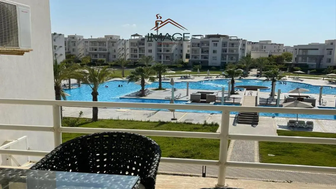 Chalet for sale directly on the lake - amwaj