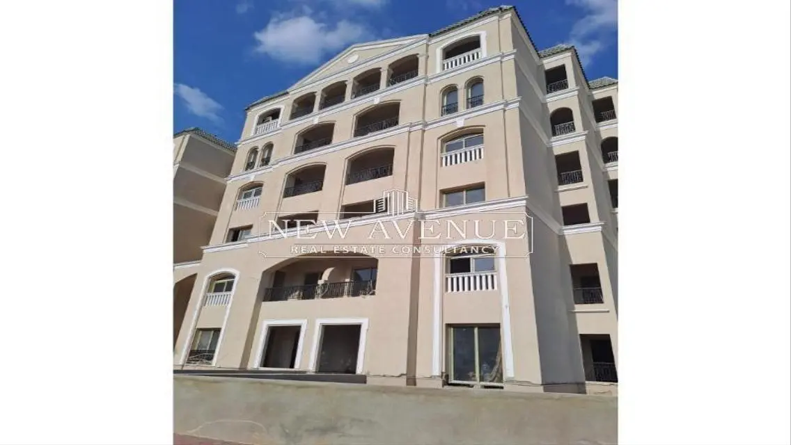 Duplex with private garden for sale in L’avenir