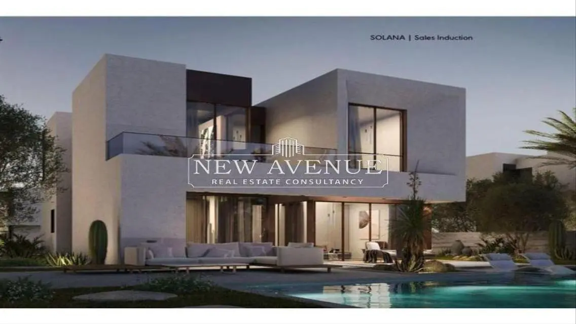 Townhouse overlooking landscapes In a prime location