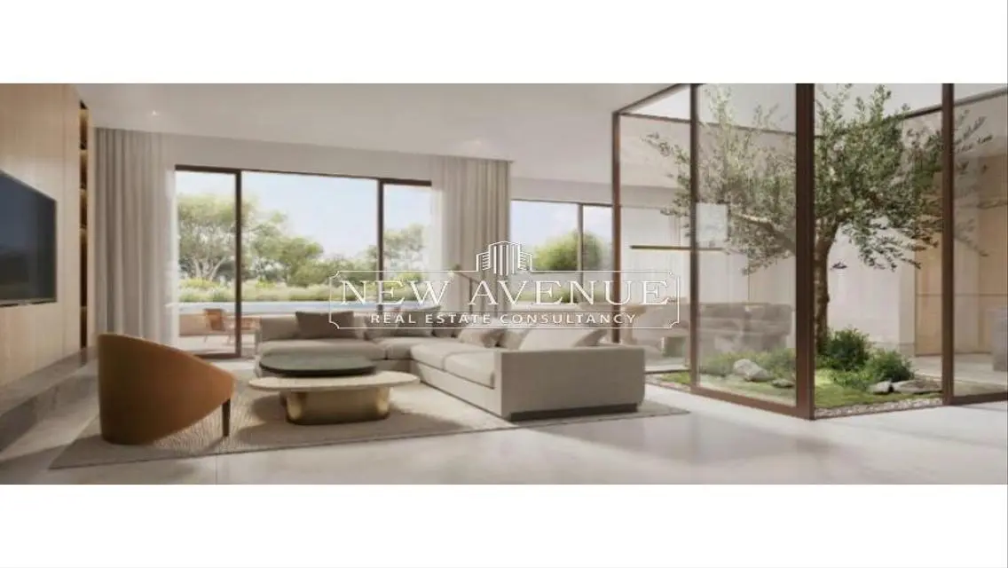 Townhouse overlooking landscapes In a prime location