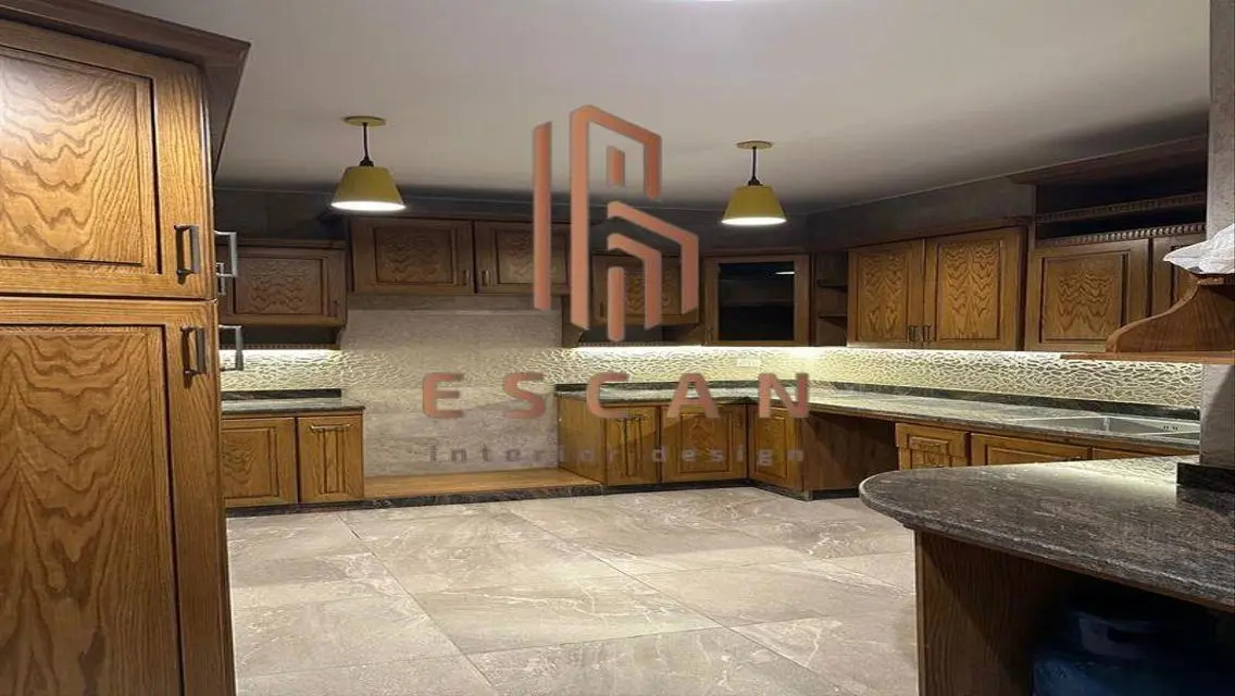 Apartment for rent in Fifth Square Compound, 205m